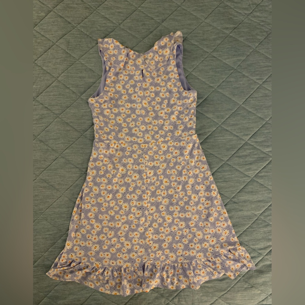 Girl’s baby blue w/daisies lined dress size 16 - Picture 4 of 7